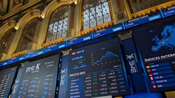 Ibex Stocks Most Sensitive to Spain’s Expected New Government