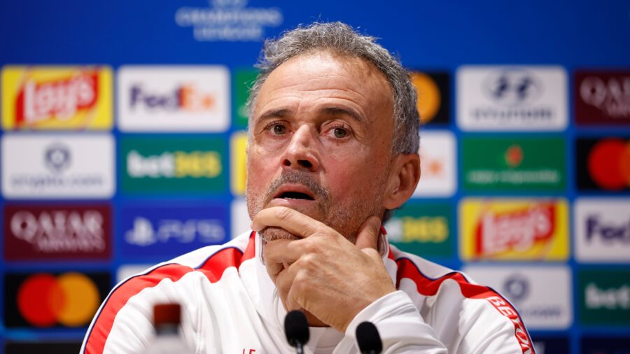 PSG Coach Downplays Defender Absence Ahead of Barcelona Clash