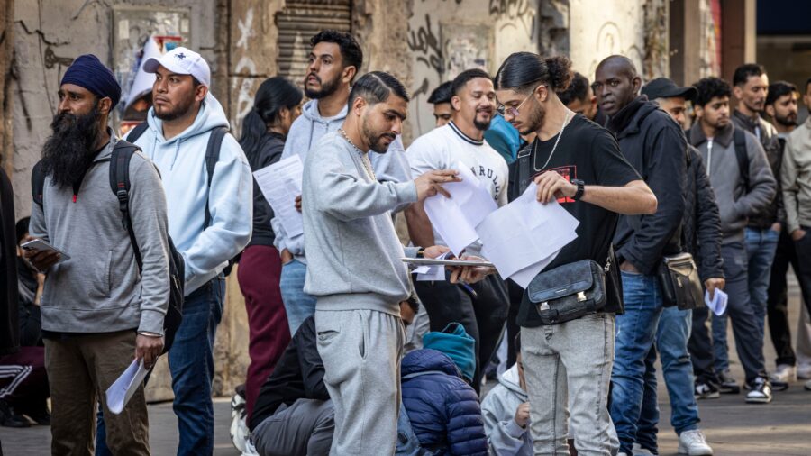 New Data Shows Surge in Immigrant Workers Joining Social Security