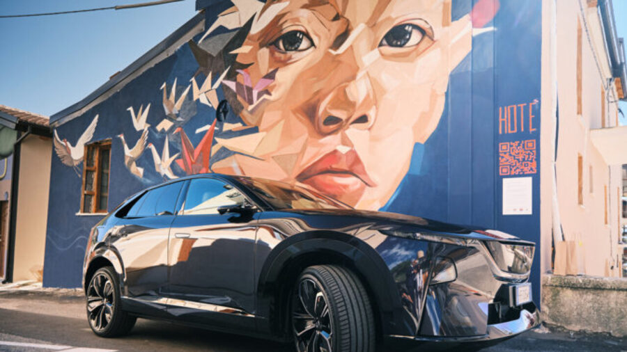 Mazda Unveils Peace-Themed Mural in Aielli, Italy