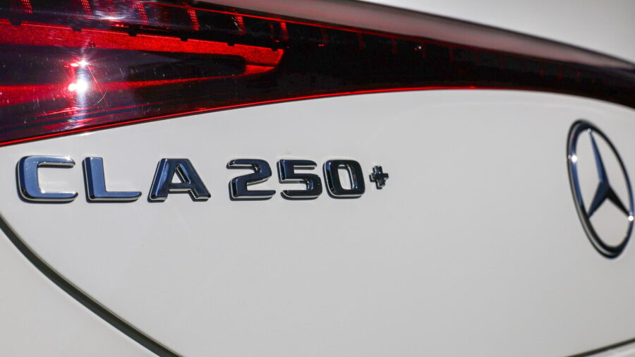 Mercedes-Benz Sees Electric Vehicle Sales Surge to Record Highs