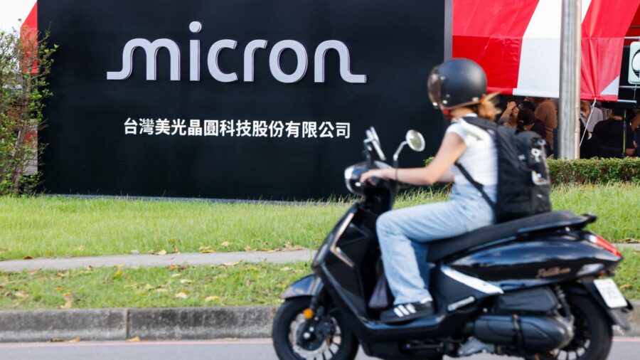 Micron Beats Expectations, Boosts AI Chip Outlook
