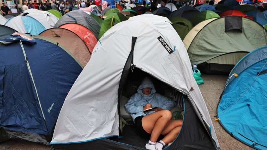 Spain Pushes Through Housing Decrees After 87‑Year‑Old Eviction Scandal