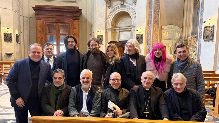 Italian TV Show ‘Felicità’ Features Noa, Griminelli and Renis at Castel Gandolfo