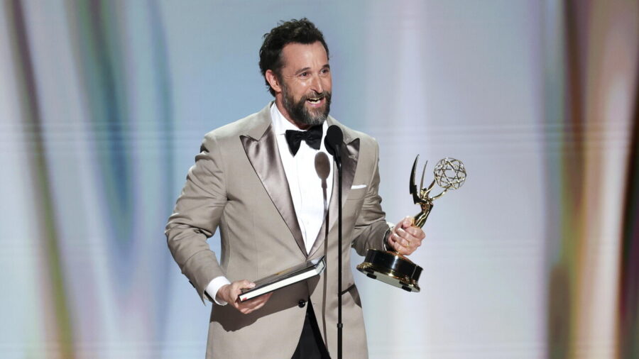 Noah Wyle Named People Magazine’s Sexiest Man Alive