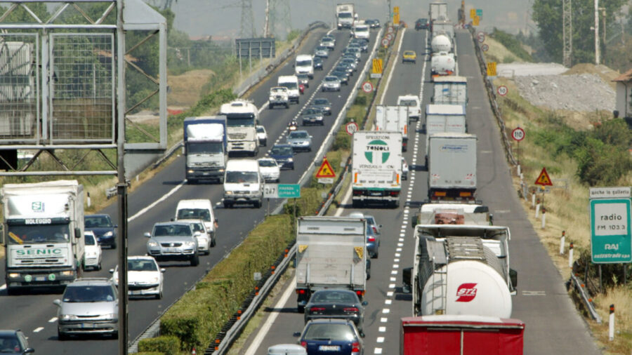 EU Approves New Toll Rules for Greener Trucking