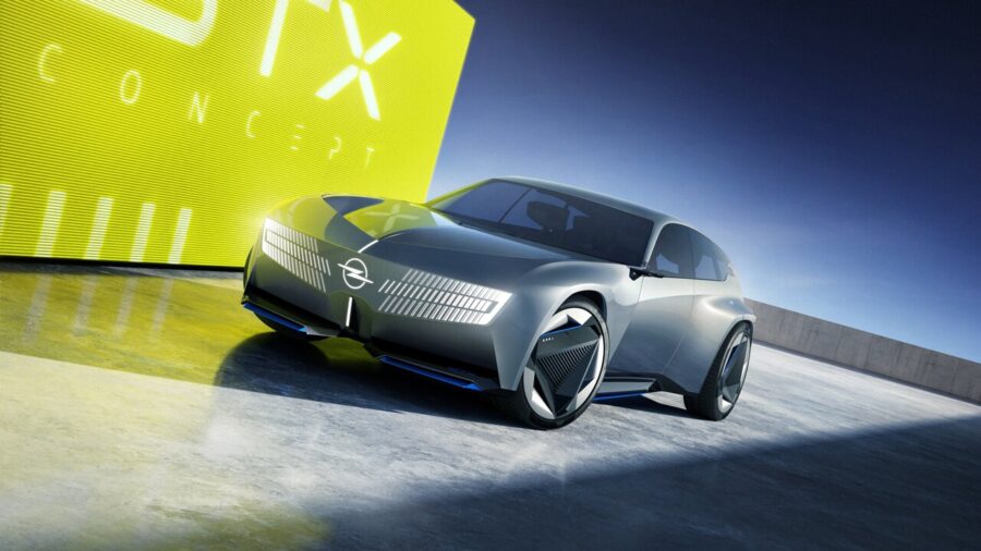 Opel Unveils STX Concept Station Wagon to Counter SUV Trend