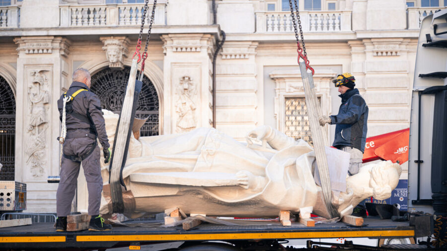 Replica Statues of “Good Government” Installed on Palazzo Madama in Turin