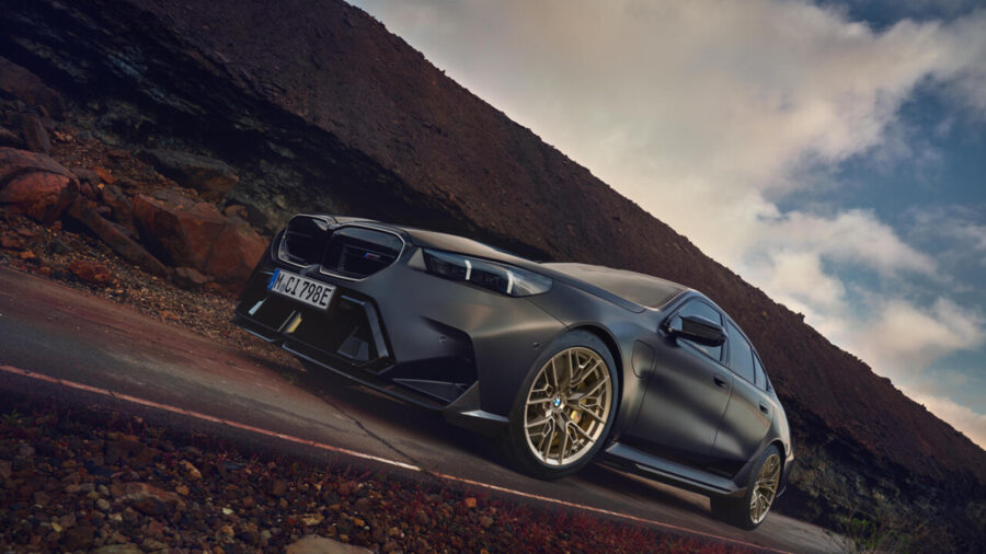 BMW M Performance Unveils New Black Package for Serie 2 and 4 Coupés