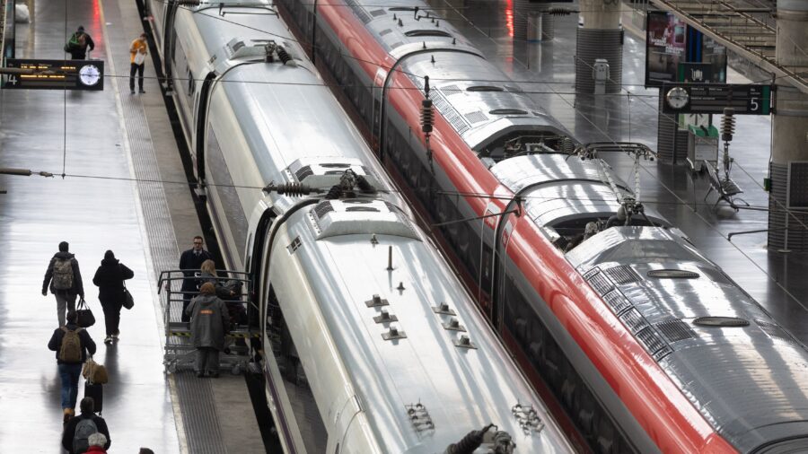Experts Call for Increased Investment in Spanish High-Speed Rail Maintenance