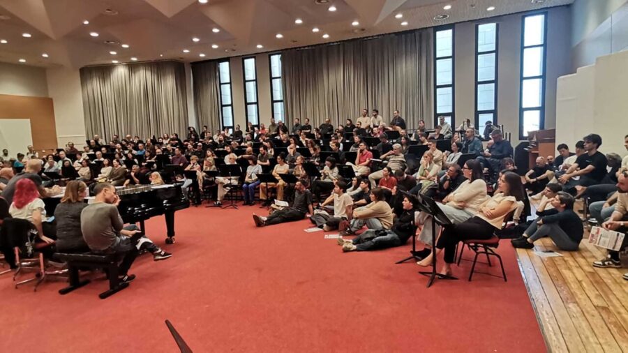 La Scala Workers Vote to Strike on October 20