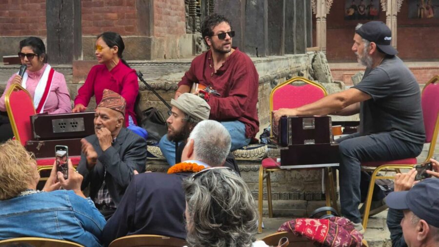 Musician Setak Brings Abruzzo Folk Music to Nepal