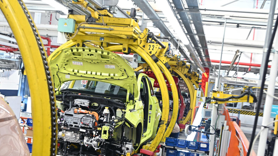 Stellantis Commits to Future of Cassino Plant in Italy