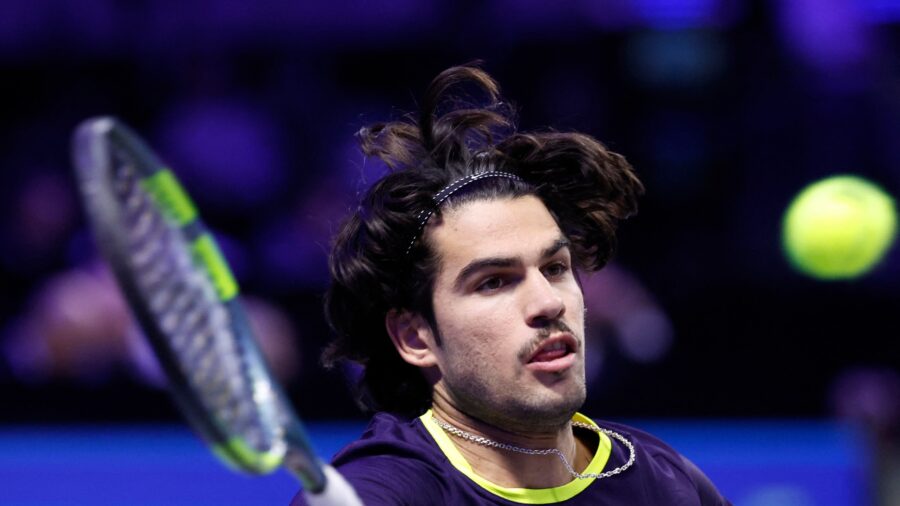 Carlos Alcaraz Leads Tommy Paul in Vienna Open Quarterfinals