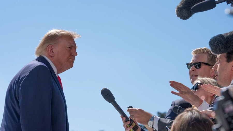 Trump Suggests Asking Europe for Diesel Reserves as Fuel Shortage Persists