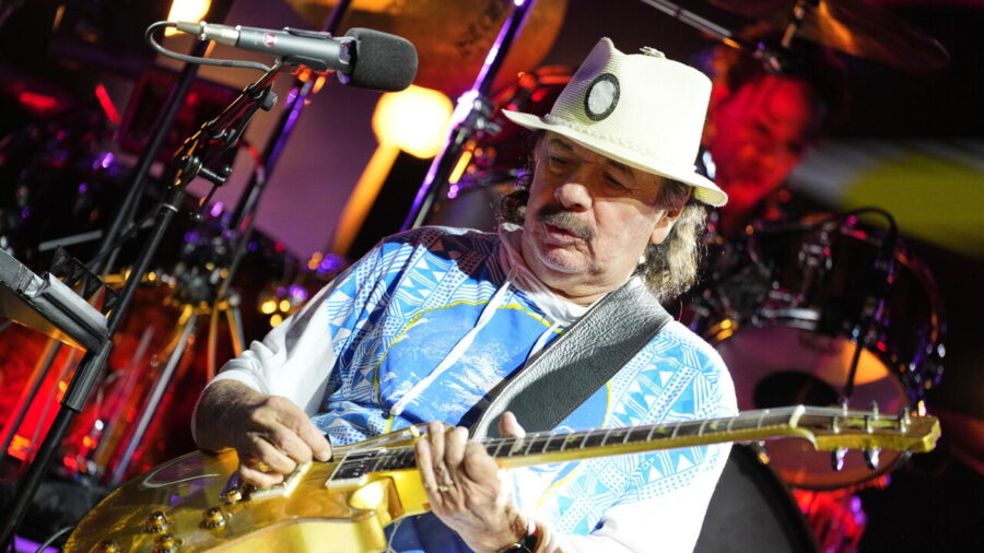 Carlos Santana to Perform in Pordenone as Part of 2027 World Tour