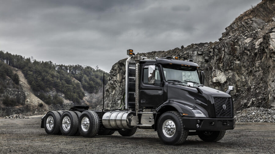 Volvo Trucks Launches New VNX Model for Heavy-Duty North American Market