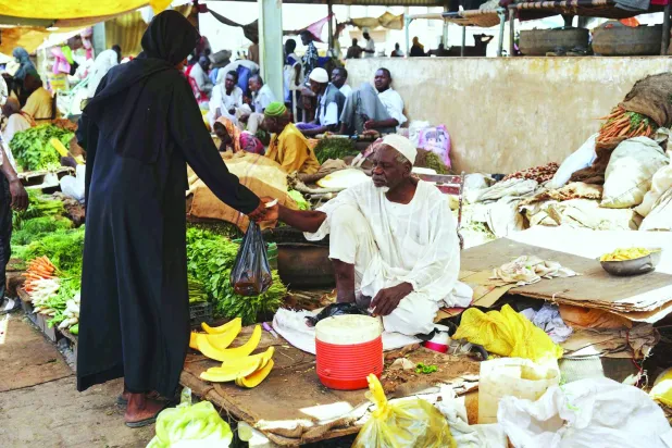 الحرب توسّع دائرة الفقر والتسوّل في السودان