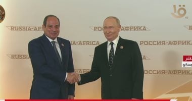الرئيس الروسي يستقبل الرئيس السيسي في قصر الكرملين