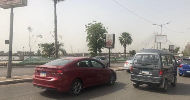 تباطؤ حركة المرور في شوارع وميادين القاهرة والجيزة