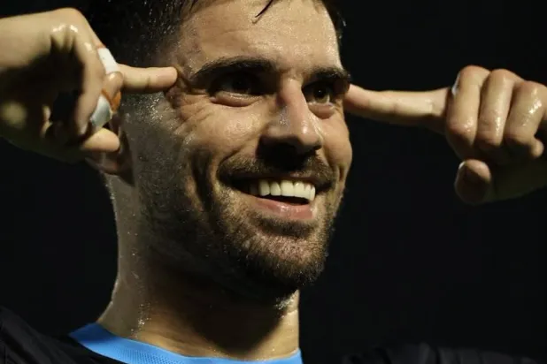 الهلال يتصدر الدوري السعودي بفوز مثير على القادسية
