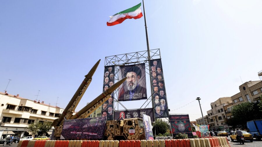 إيران تلوح باستهداف بنية الذكاء الاصطناعي في المنطقة حال تعرضها لهجوم