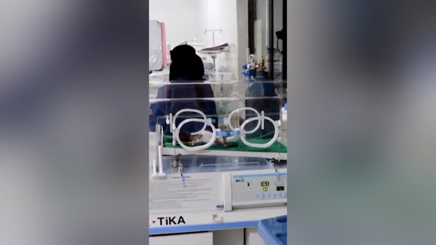 أزمة الولادة في اليمن: نقص الرعاية الطبية يهدد حياة النساء والأطفال