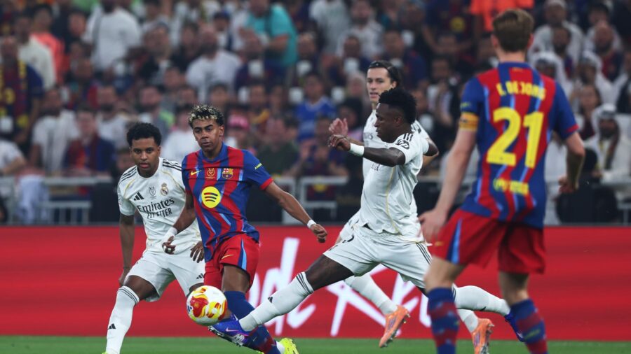 كلاسيكو الأرض يجمع 7 مرشحين للكرة الذهبية قبل حفل لندن