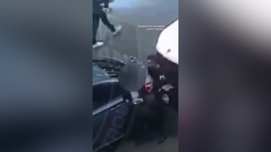 اتهام امرأة في نيويورك بارتكاب جرائم كراهية ضد رجلين يهوديين
