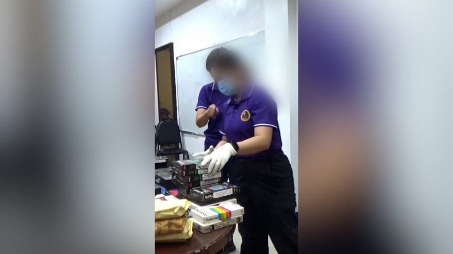 تحقيق جنائي في الفلبين حول مواد صودرت من منزل والد ميغان ماركل